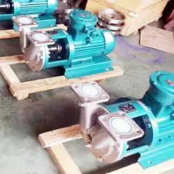 VSP corrosion resistant self-priming pump